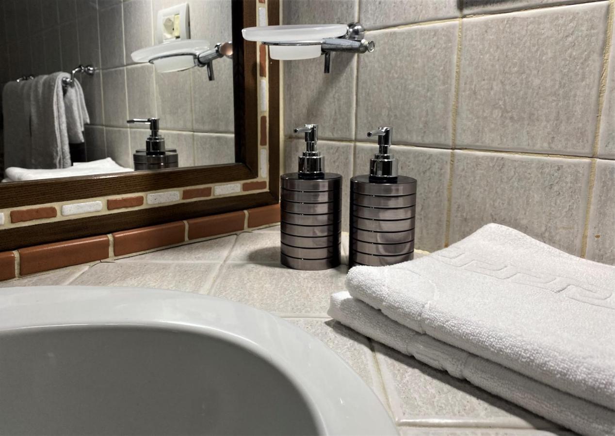 The White Corner Apartment Durres Bagian luar foto