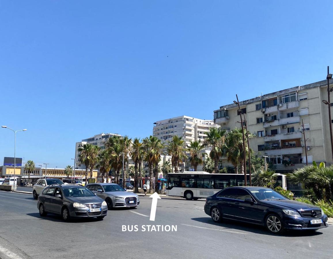 The White Corner Apartment Durres Bagian luar foto