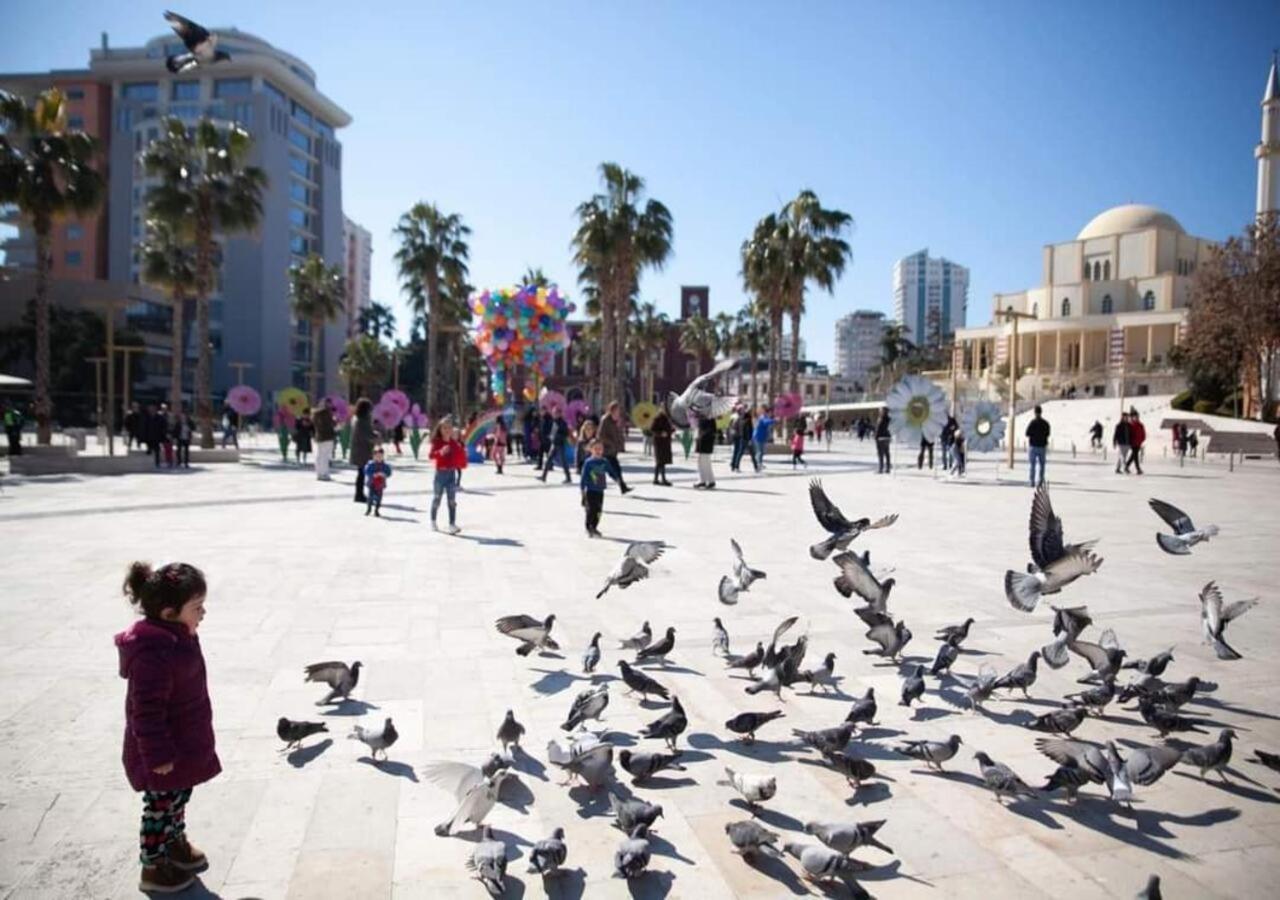 The White Corner Apartment Durres Bagian luar foto